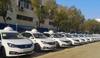 武漢率先投運東風自動駕駛出租車 科技賦能城市交通，市民可免費體驗未來出行